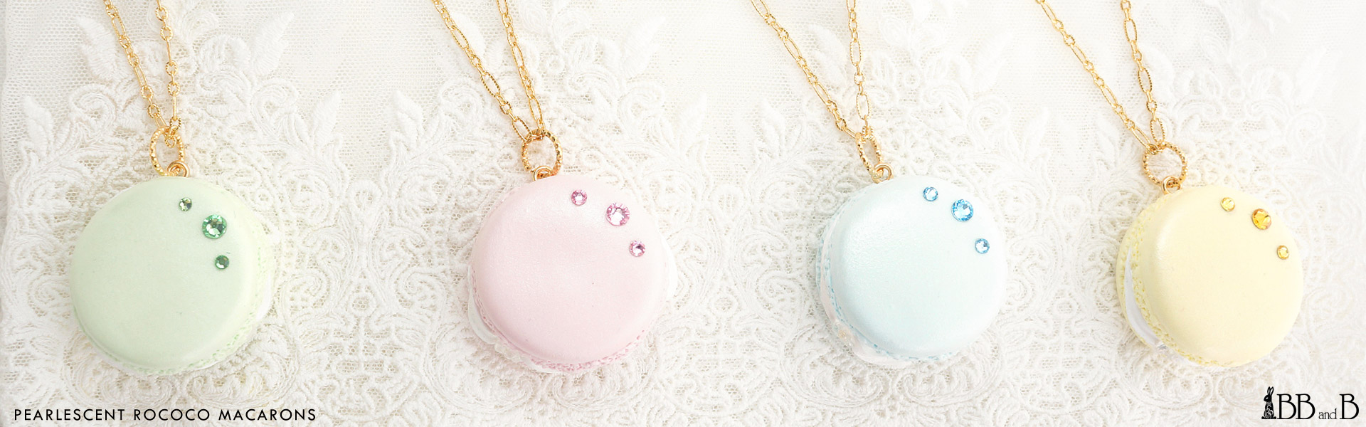 Pearlescent Rococo Macaron Necklace